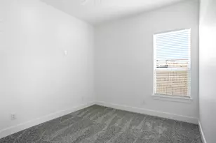 504 Paradise St, Fort Worth, TX 76111 - Photo 14