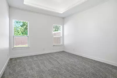 504 Paradise Street, Fort Worth, TX 76111 - Photo 8