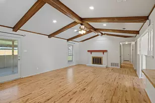 10304 Oak Creek Dr, Greenville, TX 75402 - Photo 6