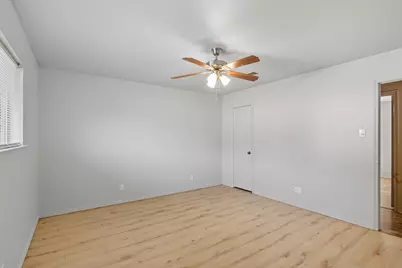 10304 Oak Creek Drive, Greenville, TX 75402 - Photo 18