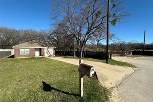 8355 Lake Anna Dr, Dallas, TX 75217 - Photo 2
