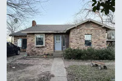 1032 W Oak Street #A, Weatherford, TX 76086 - Photo 1