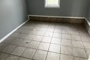 1032 W Oak St, Weatherford, TX 76086 - Photo 34