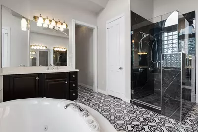 901 Walnut Falls Circle, Mansfield, TX 76063 - Photo 20