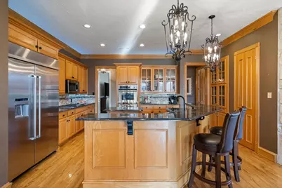 901 Walnut Falls Circle, Mansfield, TX 76063 - Photo 10