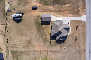 121 Bluff Ridge Ct, Paradise, TX 76073 - Photo 32