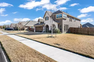 1156 Richard Pittmon Ln, DeSoto, TX 75115 - Photo 2