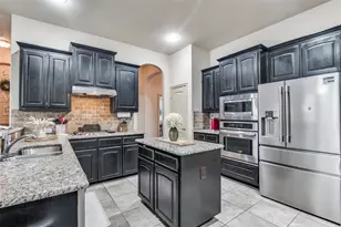 1501 Bricknell Dr, Glenn Heights, TX 75154 - Photo 2