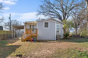 1718 S Fannin Ave, Denison, TX 75020 - Photo 26