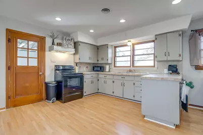 809 Euclid Street, Cleburne, TX 76033 - Photo 6