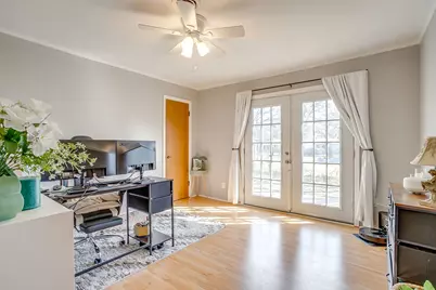 809 Euclid Street, Cleburne, TX 76033 - Photo 18