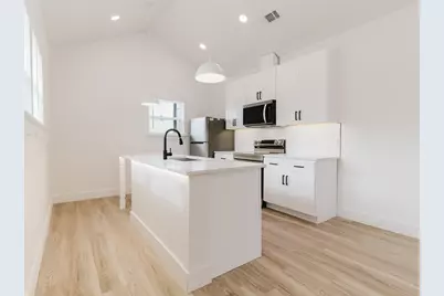 1007 Strickland, Dallas, TX 75216 - Photo 4