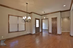 2310 Valholla Ct, Abilene, TX 79606 - Photo 10