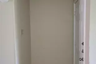 8005 Rothington Rd, Dallas, TX 75227 - Photo 14