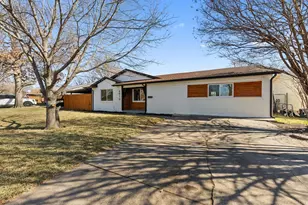 4013 Oleander Trail, Mesquite, TX 75150 - Photo 2