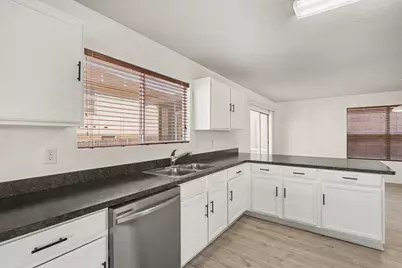 1712 Morrison Drive, Fort Worth, TX 76112 - Photo 14