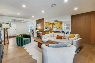 2855 S 9th St, Dallas, TX 75211 - Photo 2