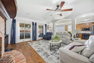 7013 Brockton Court, Rowlett, TX 75089 - Photo 10