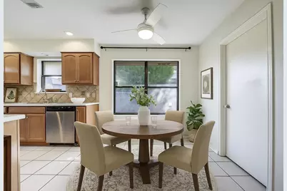 1716 Rosemeade Circle, Carrollton, TX 75007 - Photo 10