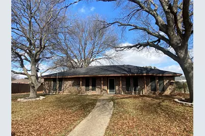 911 Cambridge Drive, Duncanville, TX 75137 - Photo 1