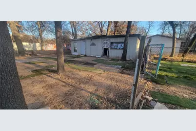 4987 Blue Water Circle, Granbury, TX 76049 - Photo 26