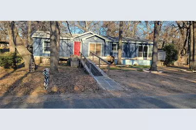 4987 Blue Water Circle, Granbury, TX 76049 - Photo 2