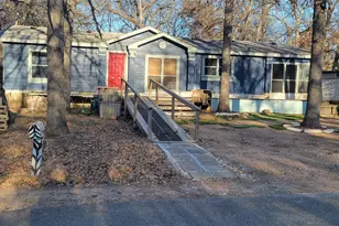 4987 Blue Water Cir, Granbury, TX 76049 - Photo 2