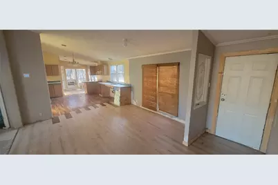 4987 Blue Water Circle, Granbury, TX 76049 - Photo 6