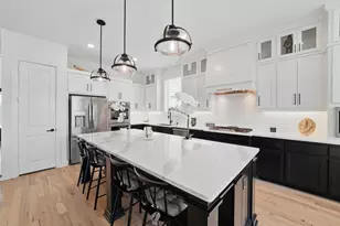 1301 Limestone Ridge Rd, Mansfield, TX 76063 - Photo 8