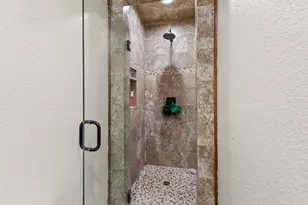 5643 Churchill Ave, Dallas, TX 75227 - Photo 4