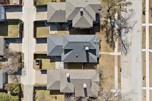 2904 Hunters Point Ln, Carrollton, TX 75007 - Photo 30