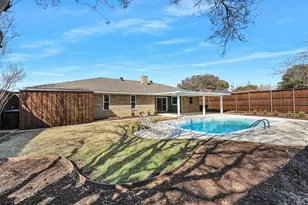 2130 Southmoor Dr, Carrollton, TX 75006 - Photo 24