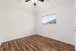 2829 Panorama Dr, Carrollton, TX 75007 - Photo 32