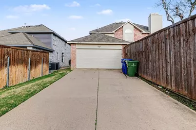 2829 Panorama Drive, Carrollton, TX 75007 - Photo 40