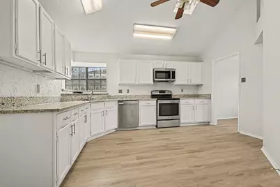 1622 Autumn Breeze Lane, Lewisville, TX 75077 - Photo 12