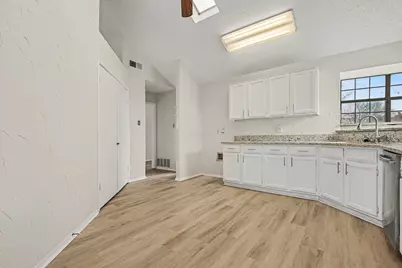1622 Autumn Breeze Lane, Lewisville, TX 75077 - Photo 8