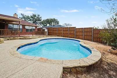 1622 Autumn Breeze Lane, Lewisville, TX 75077 - Photo 2