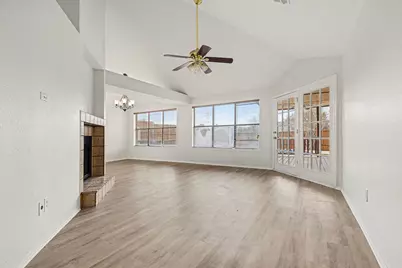 1622 Autumn Breeze Lane, Lewisville, TX 75077 - Photo 2