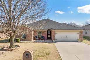 250 Wellington Trail, Weatherford, TX 76085 - Photo 2