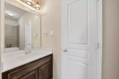 10329 Kingspoint Boulevard, Fort Worth, TX 76140 - Photo 18