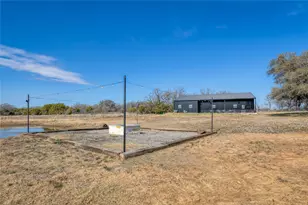 2015 Dobbs Valley Rd, Mineral Wells, TX 76067 - Photo 32