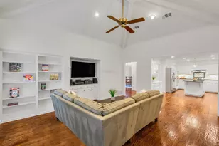 9009 Windy Crest Dr, Dallas, TX 75243 - Photo 4