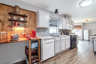 2521 Timber Road, Burleson, TX 76028 - Photo 18