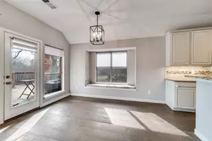 410 Brookside Dr, Lake Dallas, TX 75065 - Photo 10