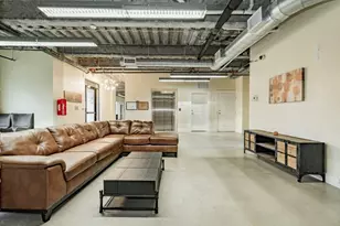 3221 Elihu St, Dallas, TX 75210 - Photo 8