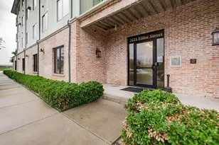 3221 Elihu St, Dallas, TX 75210 - Photo 2