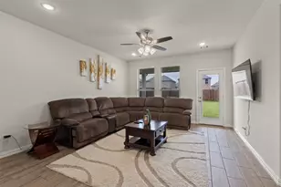 620 Ruthye Ln, Pilot Point, TX 76258 - Photo 8