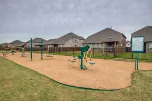 1208 Starlight Ave, Aubrey, TX 76227 - Photo 32