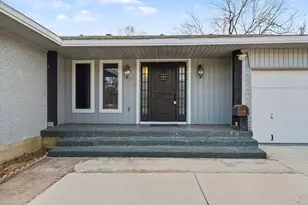 1714 E Union Bower Rd, Irving, TX 75061 - Photo 4