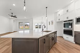 355 Wild Frk Ct, Conroe, TX 77304 - Photo 10